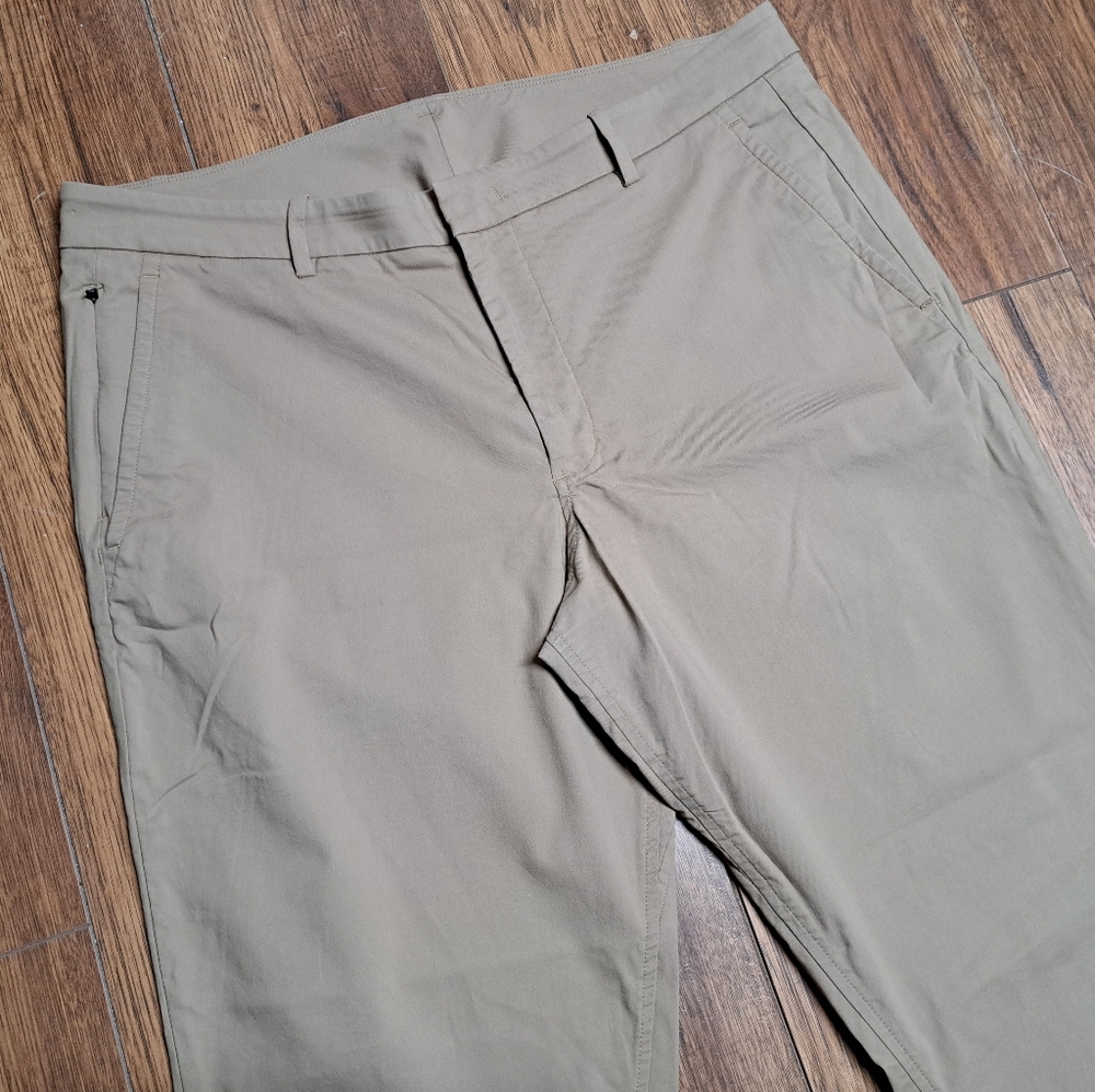 Kit and Ace Men's Navigator Commute Pants Chino Tan Size 36x28.5